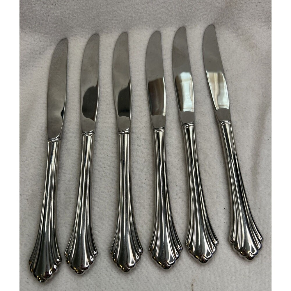 6 Oneida USA Stainless Flatware Rembrandt Dinner Knives Glossy‎